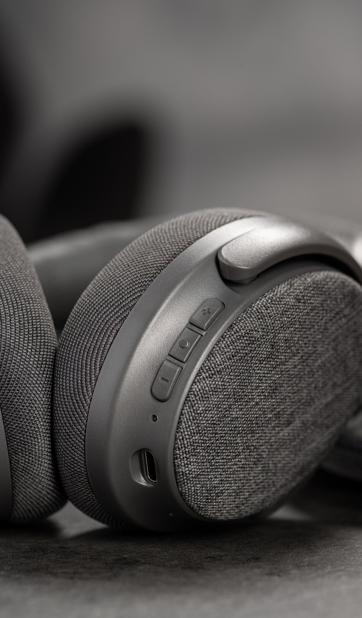 onanoff Focus+ - Wireless noise canceling headphones