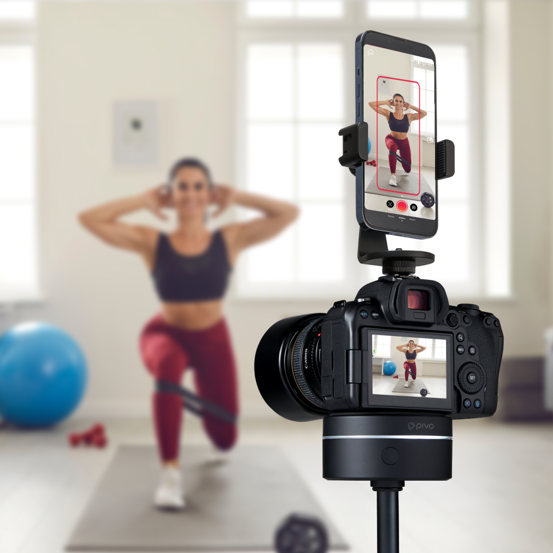 Pivo Max - tripod with high-speed auto tracking, multimedia