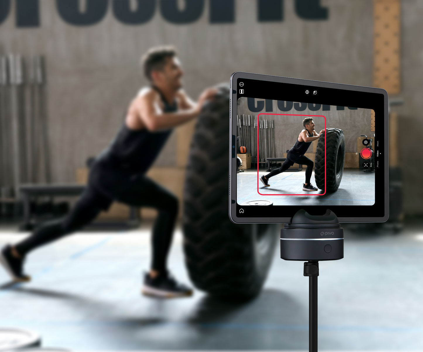 Pivo Max - tripod with high-speed auto tracking, multimedia