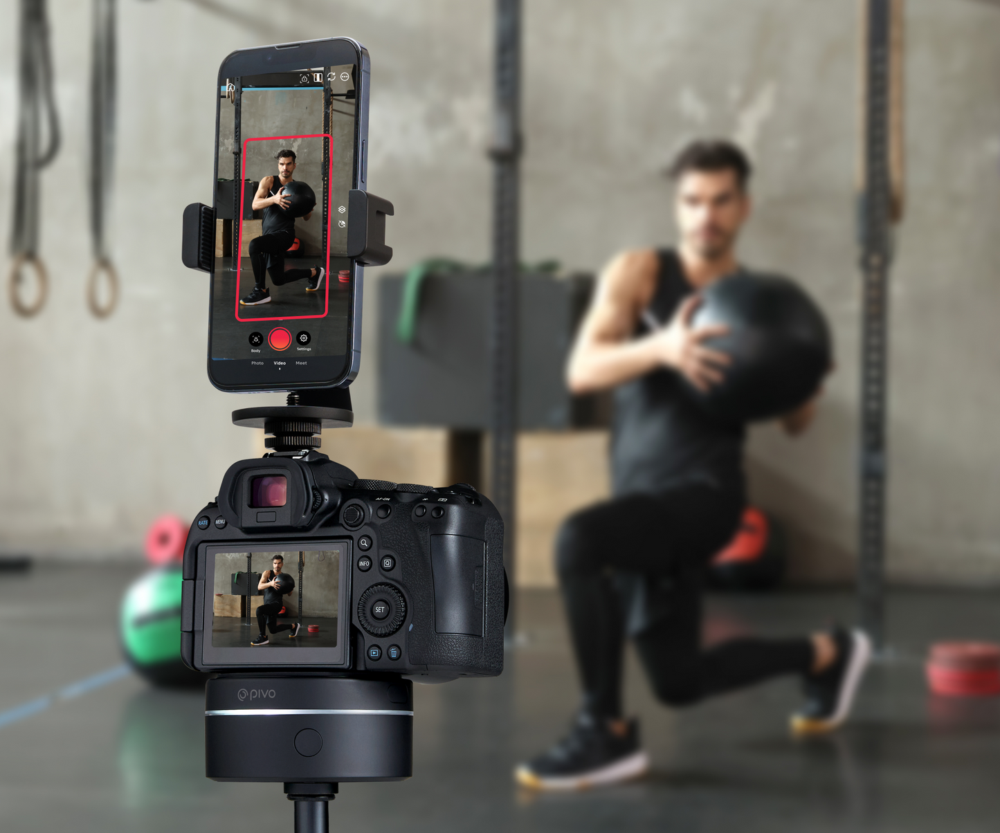 Pivo Max - tripod with high-speed auto tracking, multimedia