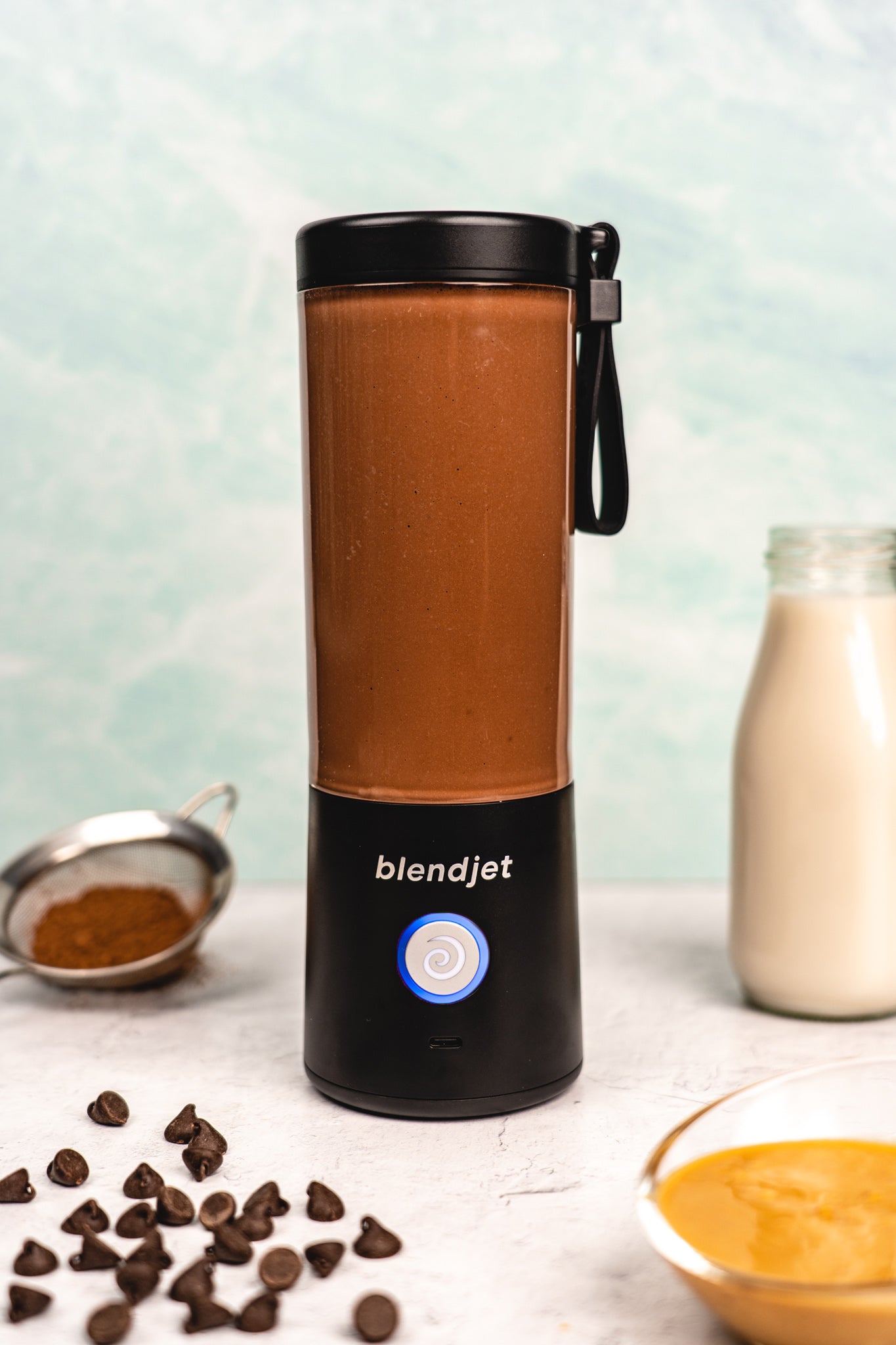 Blendjet2 the mixer for your favorite drinks on the go - Black 